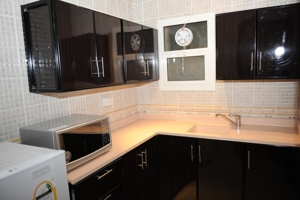 Hotelier Suites Riyadh Ngoại thất bức ảnh