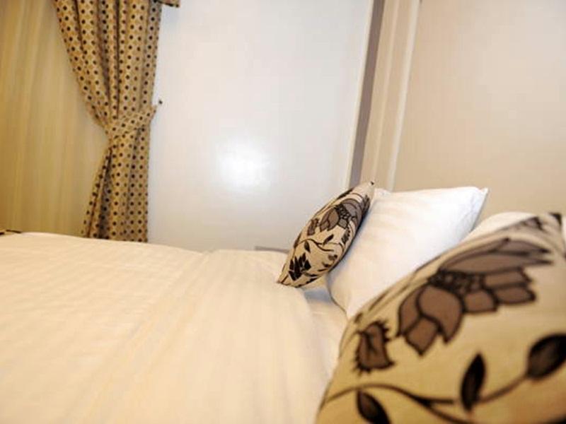 Hotelier Suites Riyadh Ngoại thất bức ảnh